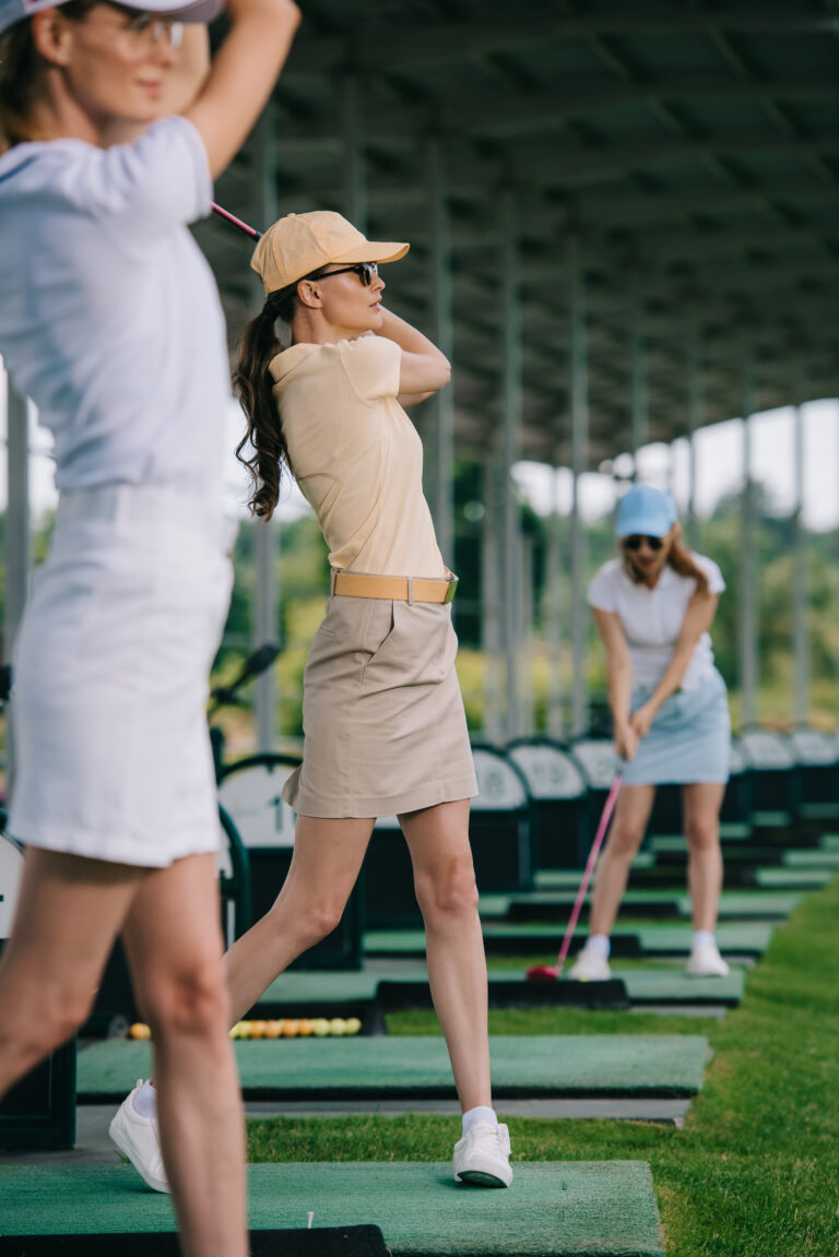 Golf Swing Training and Physical Therapy for Injury Prevention